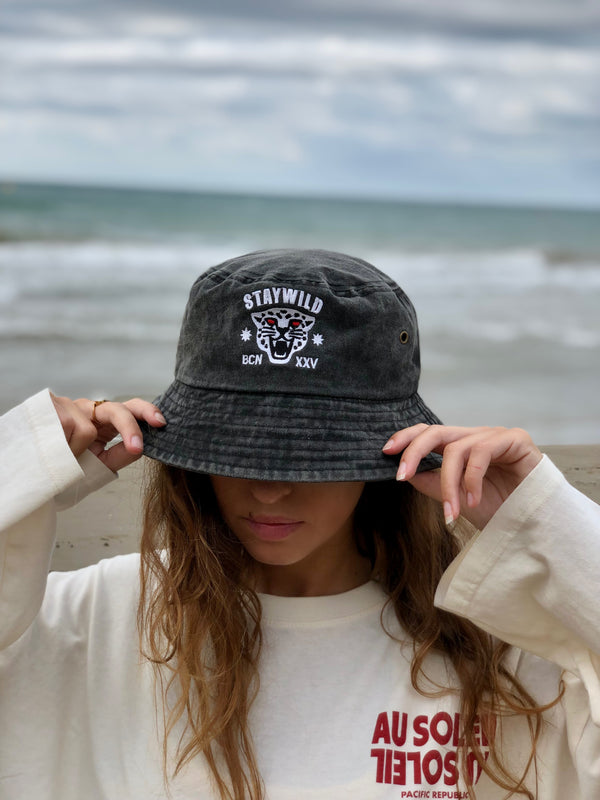 Bucket hat
