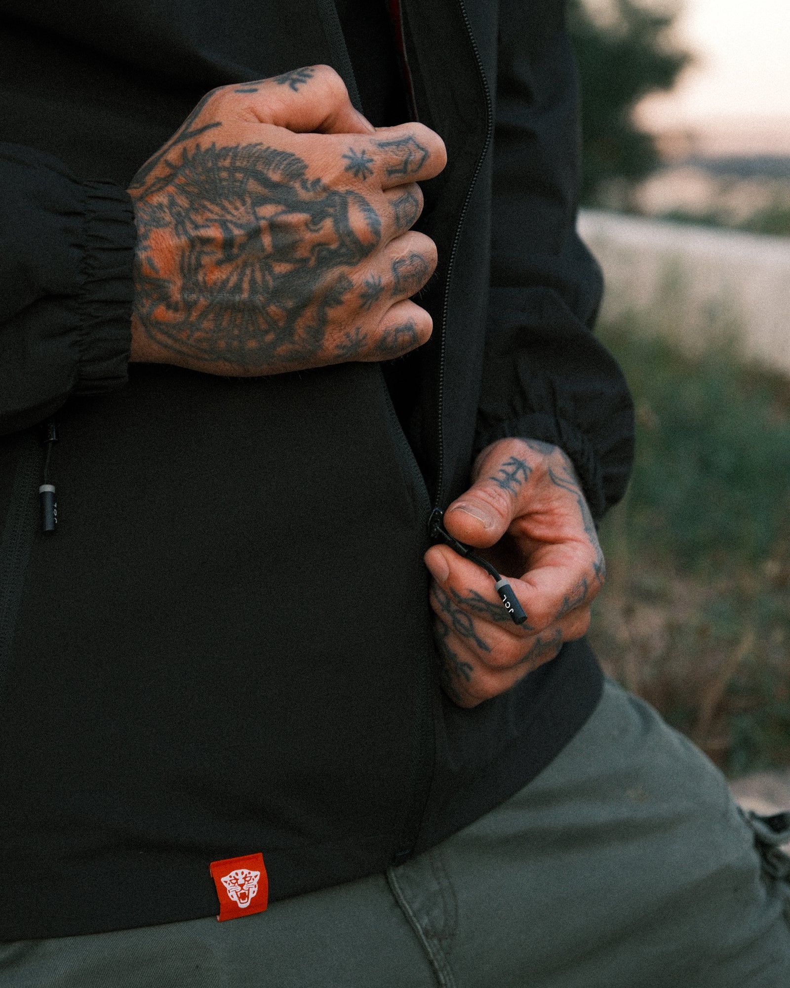 Black windbreaker, with japanese  Hanya tattoo design detail